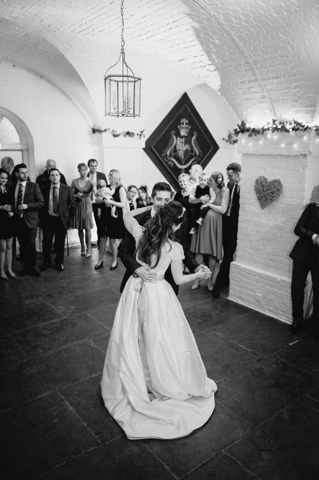 Laura Surrey wedding dress clandon park (1)