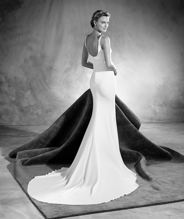 Edurne by Atelier Pronovias