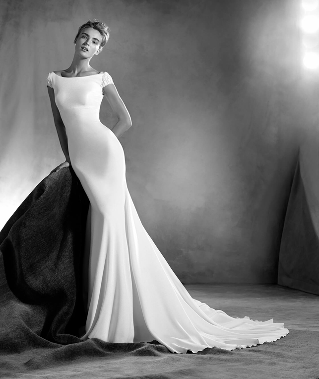 Pronovias Miss Bush Surrey 4