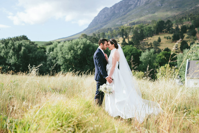 lucy-jesus-peiro-6000-south-african-vineyard-wedding-1